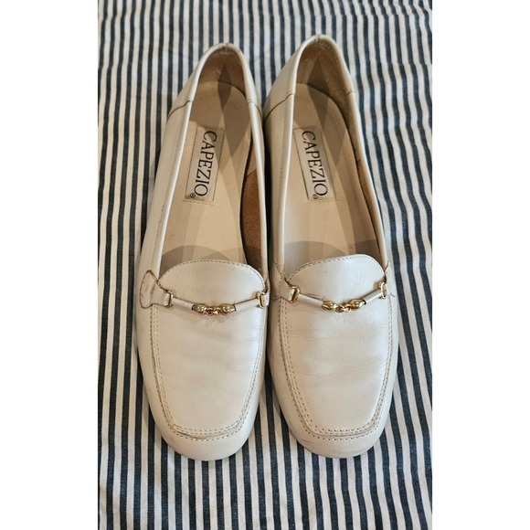 Capezio Shoes - Capezio Women's Cream Leather Loafers Gold Bit Detail Size 8M Brazil‎ Vintage
